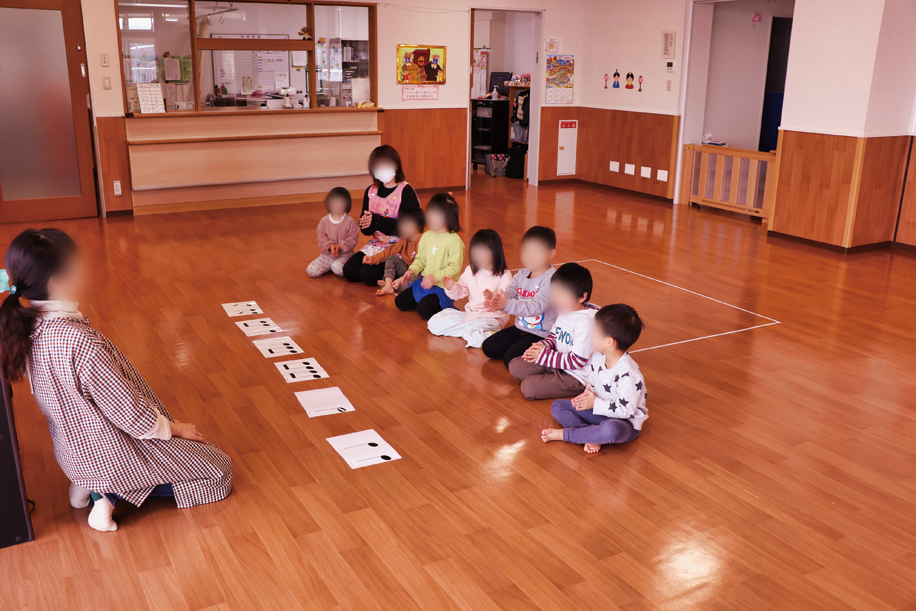 保育園 院内